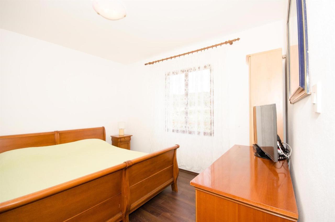 Guest House Rooms Rose Molunat Ngoại thất bức ảnh